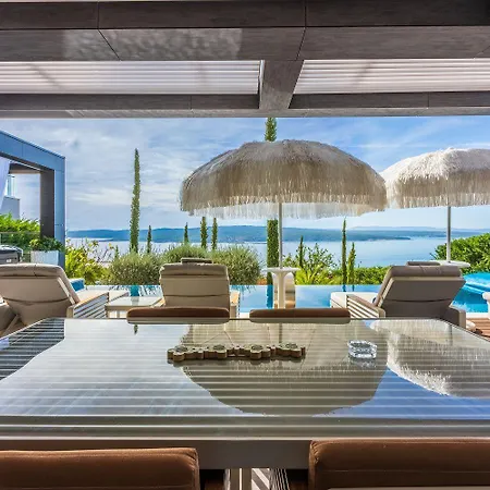 Hébergement de vacances Mit Infinity-pool, Wellnessbereich, 1 Km Zum *