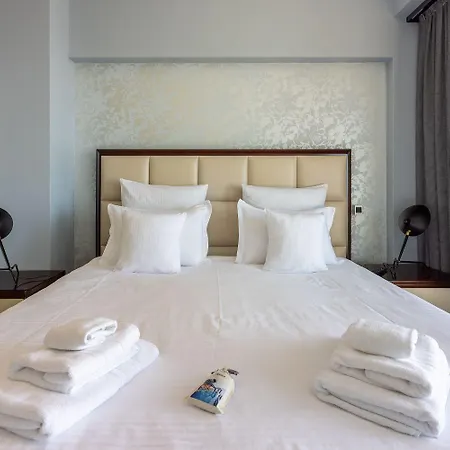 Holiday home Mit Infinity-pool, Wellnessbereich, 1 Km Zum Crikvenica