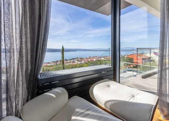Hébergement de vacances Mit Infinity-pool, Wellnessbereich, 1 Km Zum Crikvenica