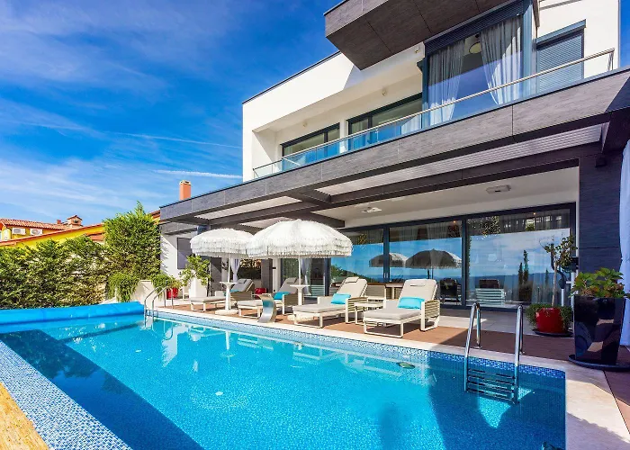 Mit Infinity-pool, Wellnessbereich, 1 Km Zum Hébergement de vacances *