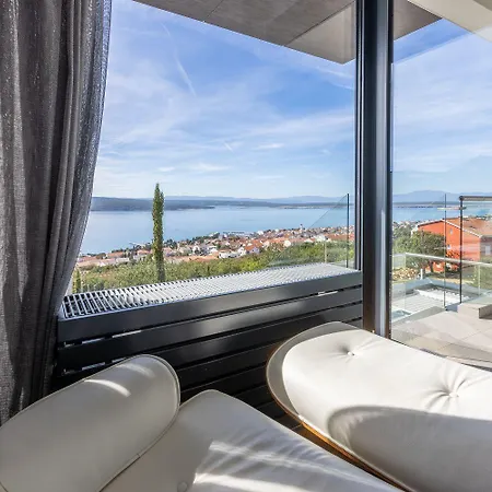 Сasa de vacaciones Mit Infinity-pool, Wellnessbereich, 1 Km Zum Crikvenica