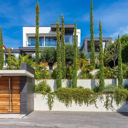 Mit Infinity-pool, Wellnessbereich, 1 Km Zum Сasa de vacaciones