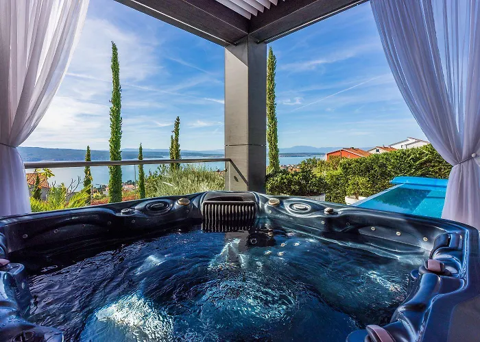 بيت للعطل Mit Infinity-pool, Wellnessbereich, 1 Km Zum *